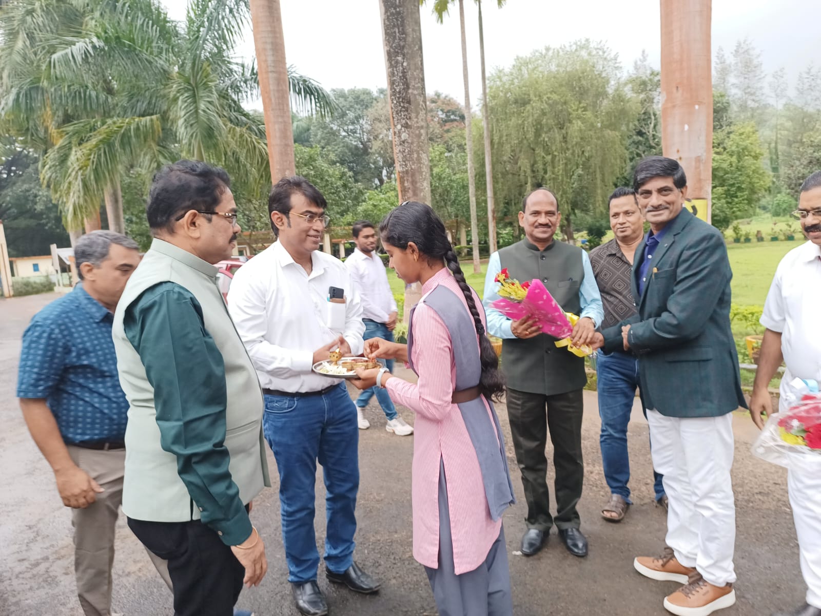 ନାଲକୋ ମାନବ ସମ୍ବଳ ବିଭାଗ ନିର୍ଦ୍ଦେଶକଙ୍କ ସରସ୍ଵତୀ ବିଦ୍ୟାମନ୍ଦିର ପରିଦର୍ଶନ