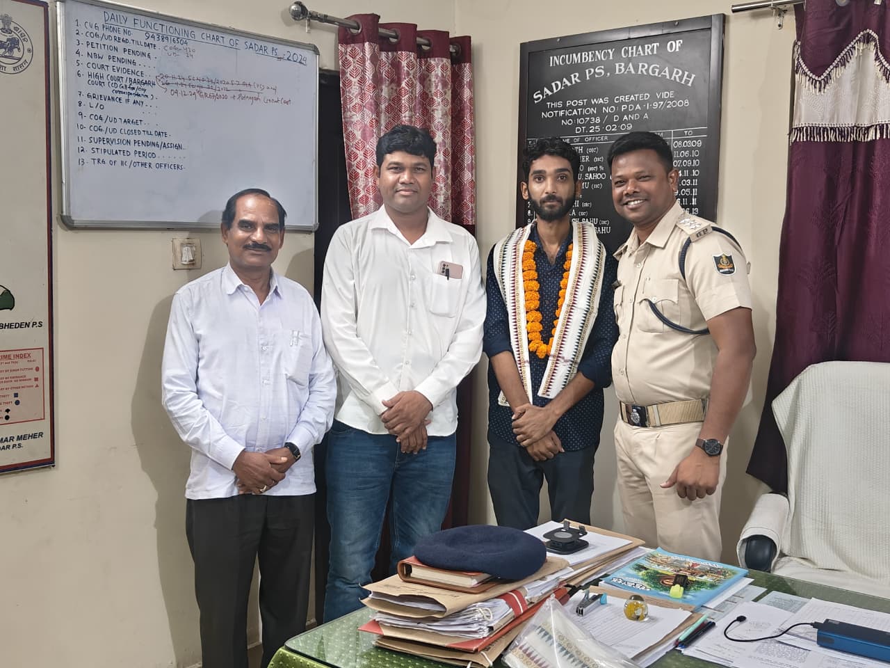 ଏଚିଭର୍ସ ହେଲପିଙ୍ଗ ଫାଉନଡେସନ ବରଗଡ ତରଫରୁ ବୃକ୍ଷ ରୋପଣ ଏବଂ ସମ୍ବର୍ଦ୍ଧନା ଉତ୍ସବ ହୋଇଯାଇଛି।