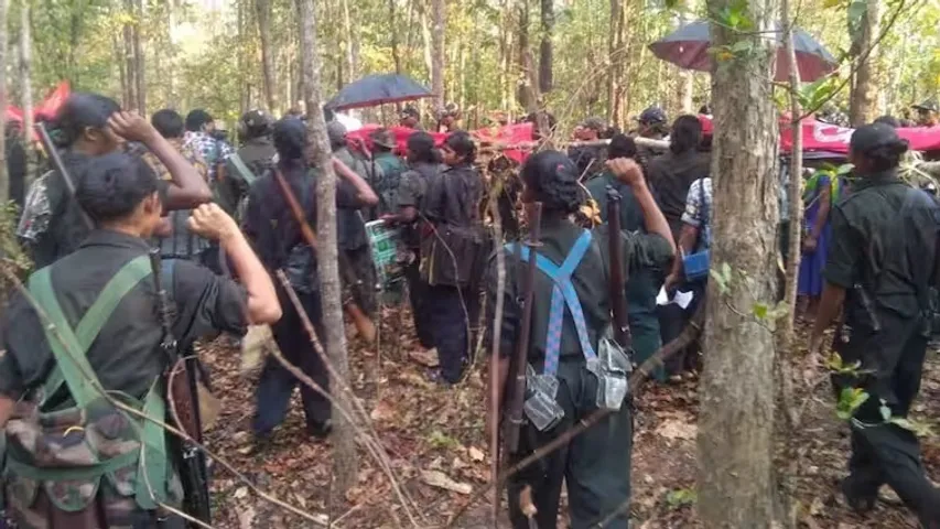 ନୂଆଦିଲ୍ଲୀ, ନକ୍ସଲ, ଗଢଚିରୋଲୀ, ଏନକାଉଣ୍ଟର, ମହିଳା ନକ୍ସଲ, ସୁରକ୍ଷାକର୍ମୀ, ଆତ୍ମସମର୍ପଣ