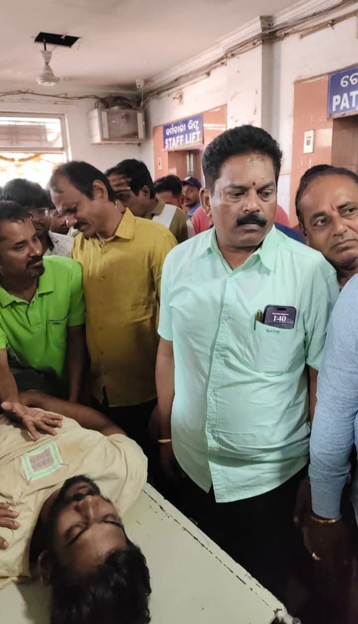 ବିଦ୍ୟୁତ୍ ଆଘାତରେ ଇଂଜିନିୟର ବି ଜ୍ୟୋତି ସ୍ୱରୂପ ନାମକ ଜଣେ ଯୁବକ ର ମୃତ୍ୟୁ