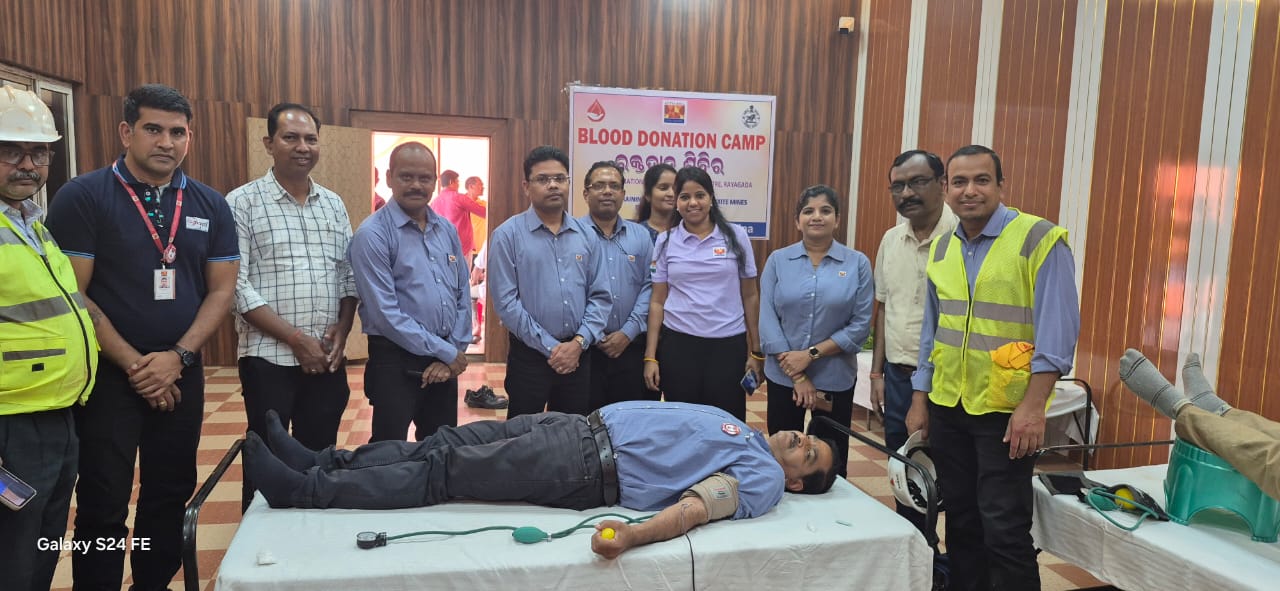 ବାଫ୍ଲିମାଳି ଖଣି ପକ୍ଷରୁ ରକ୍ତଦାନ ଶିବିର ଆୟୋଜିତ .୭୦ ୟୁନିଟ୍ ରକ୍ତ ସଂଗୃହୀ