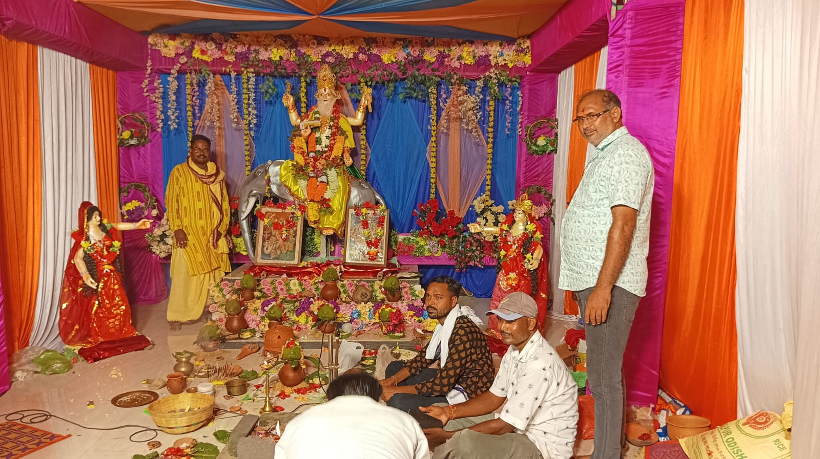 ଥୁଆପାଲି ବିଦ୍ୟୁତ ବିଭାଗର ସେକ୍ସନ ଅଫିସର ଠାରେ ଟାଟା ପାୱାର ପକ୍ଷରୁ ବିଶ୍ବକର୍ମାଙ୍କ ପୂଜା ମହାସମାରୋହରେ ପାଳିତ ହୋଇଯାଇଛି।