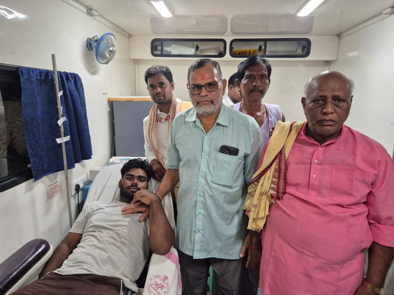 ପବିତ୍ର ବିଶ୍ଵକର୍ମା ପୂଜା ଅବସରରେ ନିଷ୍ଠା ପରିବାର ତରଫ ରୁ ଗୋଟିଏ ଦିନ ରେ ଦୁଇଟି ରକ୍ତ ଦାନ ଶିବିର