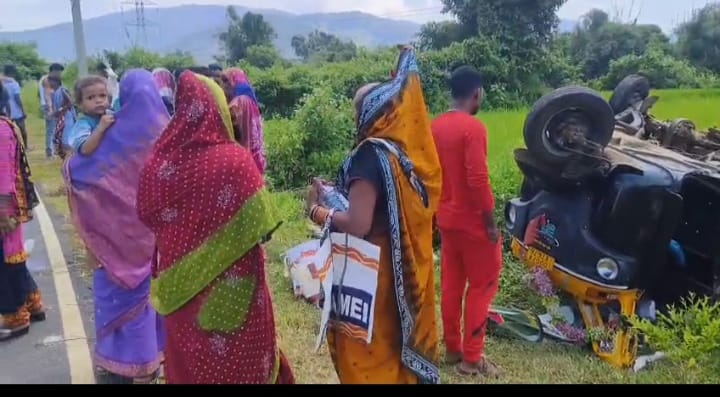 ଯାତ୍ରୀବାହି ଅଟୋ ସହ ବାଇକ ଧକ୍କା, ୯ ଆହତ, ଜଣେ ଗୁରୁତ ।