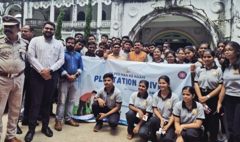 ସେଞ୍ଚୁରିଆନ ବିଶ୍ୱବିଦ୍ୟାଳୟ ଛାତ୍ରଛାତ୍ରୀଙ୍କ ଦ୍ବାରା ବୃକ୍ଷରୋପଣ ।