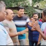 ଅଘୋଷିତ ବିଦ୍ୟୁତ୍ କାଟ ଯୋଗୁଁ ତାତିଲେ ଗ୍ରାମ ବାସୀ , ଅବରୋଧ କଲେ ଜାତୀୟ ରାଜପଥ ଅଟକ ରଖିଲେ ବିଦ୍ୟୁତ୍ ବିଭାଗ ଗାଡ଼ି ।