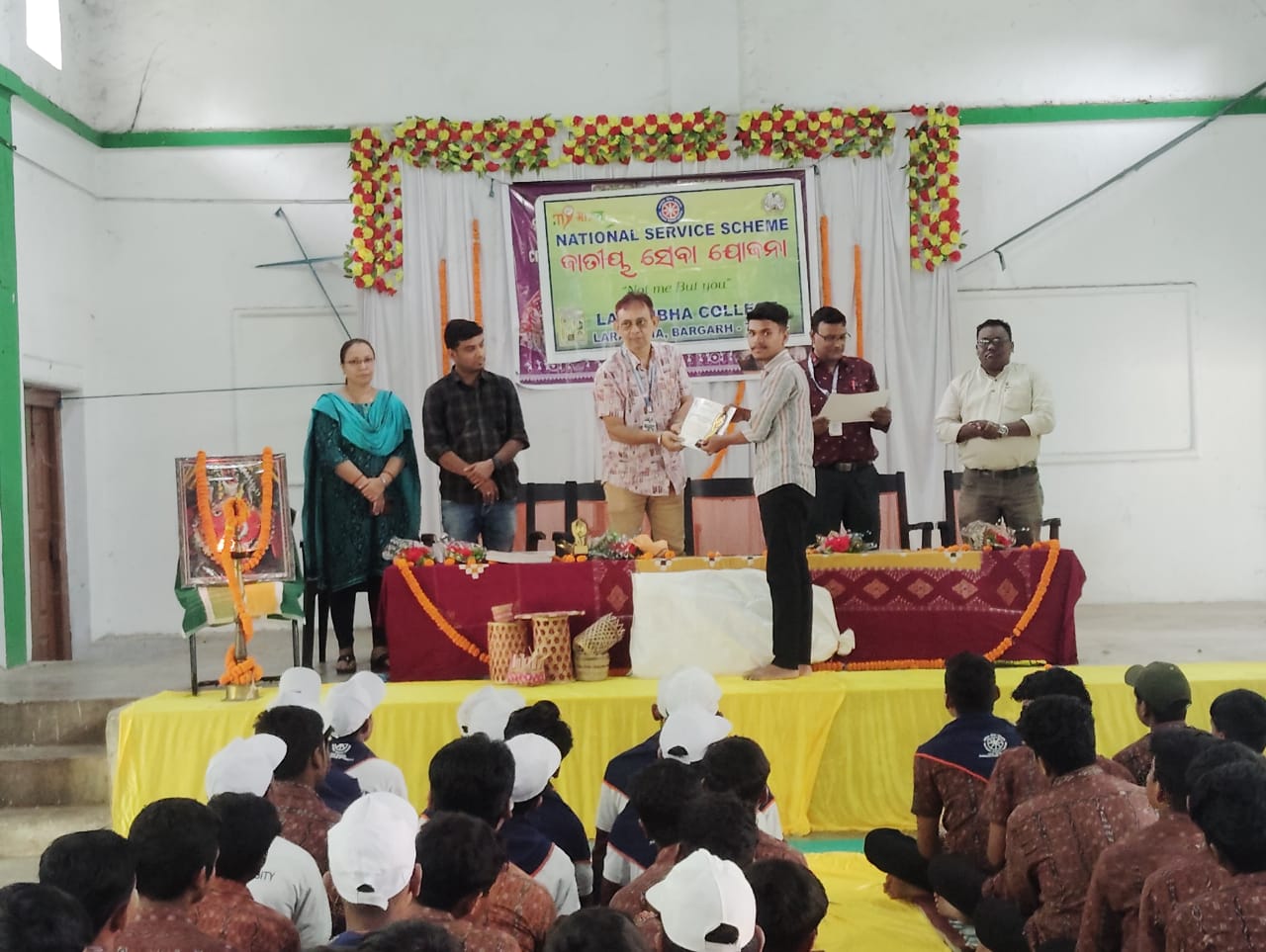 ସେବା ହଁ ପରମ ତପଃ ,ଲରମ୍ଭା କଲେଜରେ ପାଳିତ ହେଲା ଜାତୀୟ ସେବା ଯୋଜନା ଦିବସ ପାଳିତ ହୋଇଯାଇଅଛି।