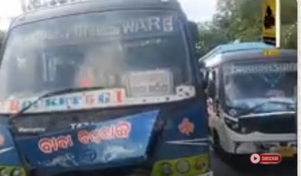 ବସ୍ ଧକ୍କାରେ ମୋଟରସାଇକେଲ ଚାଳକ ଗୁରୁତର।