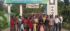 ବରପଦର ନୋଡାଲ ଉଚ୍ଚ ବିଦ୍ୟାଳୟର ୧୯୯୪ ବେଚ ମେଟ୍ରିକ ଛାତ୍ରଛାତ୍ରୀ ମାନଙ୍କ ବନ୍ଧୁ ମିଳନ କାର୍ଯ୍ଯକ୍ରମ ଅନୁଷ୍ଠିତ ହୋଇଯାଇଛି।