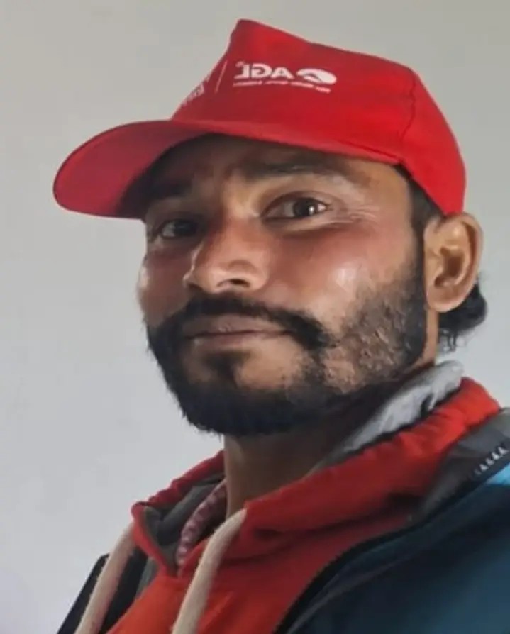 ବାତ୍ୟା ମୋନ୍ଥା ରେ କାର୍ଯ୍ୟରତ ଯୋଗାଣ ସହାୟକ ଙ୍କ ମୃତ୍ୟୁ ।