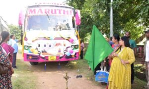 ଉଜ୍ଜୟିନୀ-ଓଁକାରେଶ୍ବର ତୀର୍ଥ ଯାତ୍ରା ରେ ଅଭିମୁଖେ ବାହାରିଲେ ଗଜପତିର ୭୨ ଜଣ ବରିଷ୍ଠ ନାଗରିକ ।