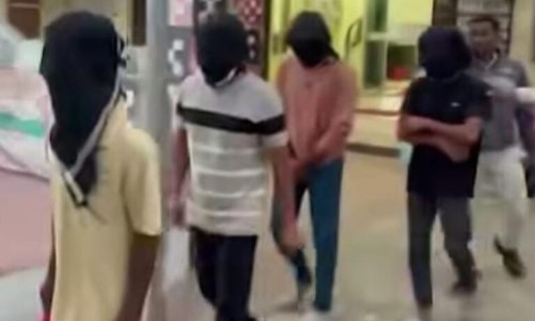 ପାରଳାଖେମୁଣ୍ଡି ପୋଲିସର ସଫଳତା ୫ ଲକ୍ଷ ଟଙ୍କାର ଚୋରି ଅଳଙ୍କାର ଉଦ୍ଧାର; ୪ ଜଣ ଗିରଫ