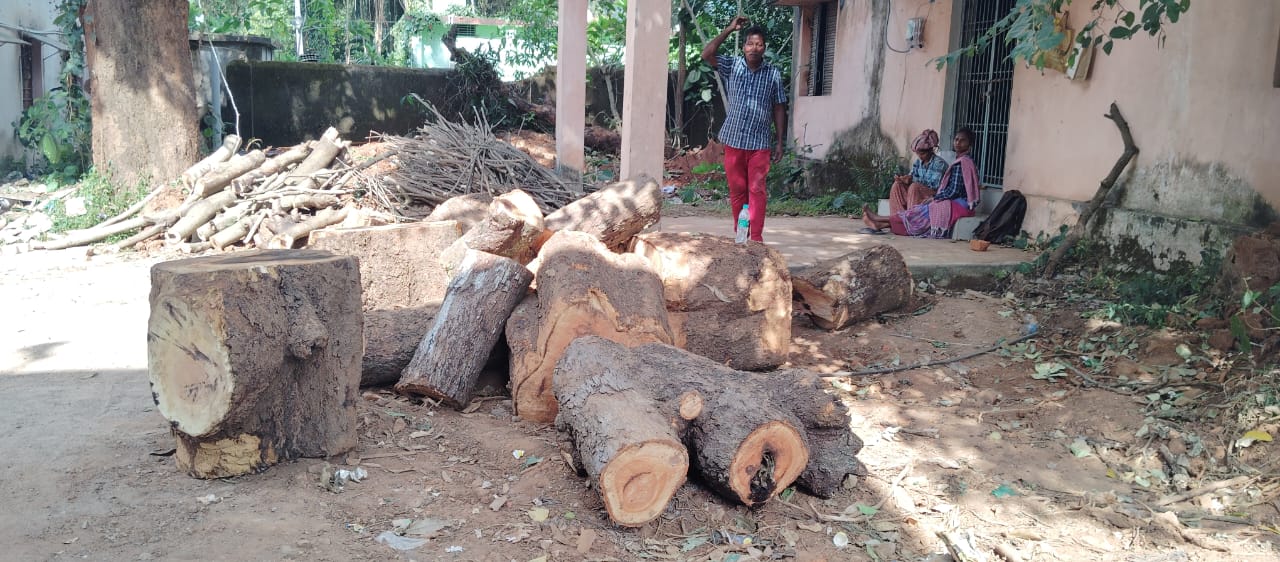 ଗୁମ୍ମା ବ୍ଲକ ପରିସର ସୁନ୍ଦରତା ନଷ୍ଟ କଲା ପ୍ରଶାସନ