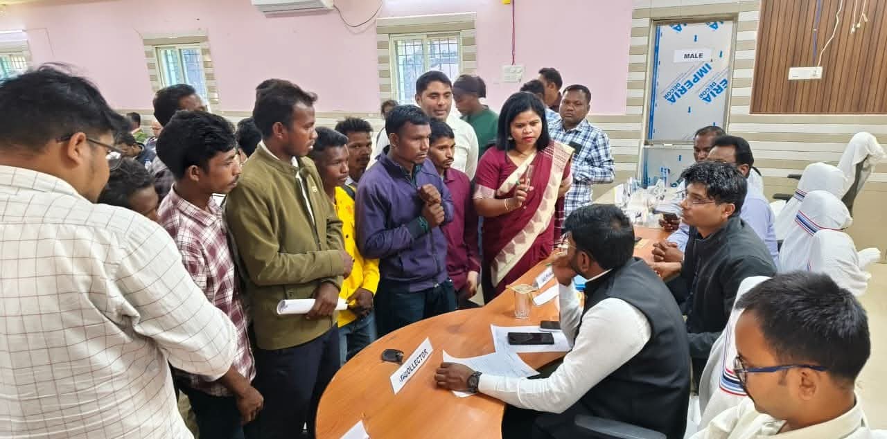 କୋରାପୁଟ ଜିଲ୍ଲାର ପଞ୍ଚାୟତ ସମିତି, ନାରାୟଣପାଟଣା ଠାରେ ‘ଜିଲ୍ଲା ସ୍ତରୀୟ ଅଭିଯୋଗ ଶୁଣାଣି ଶିବିର’