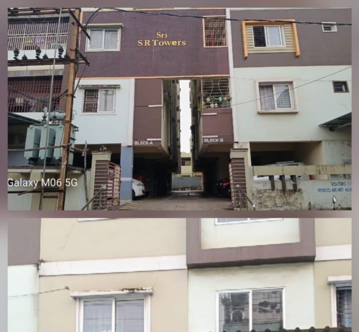 ବେଆଇନ ଭାବେ ଏସ ଆର ଟାୱାର ରେ ଗାଡି ପର୍କିଙ୍ଗ ସ୍ଥାନ ରେ ଦୋକାନ 4 ମୋହଲା ରେ ପେଣ୍ଟା ହାଉସ ନିର୍ମାଣ କୁ ନେଇ ଟାୱାର ମାଲିକ ଓ ବିଲଡର ଙ୍କ ମଧ୍ୟଭରେ ବିବାଦ