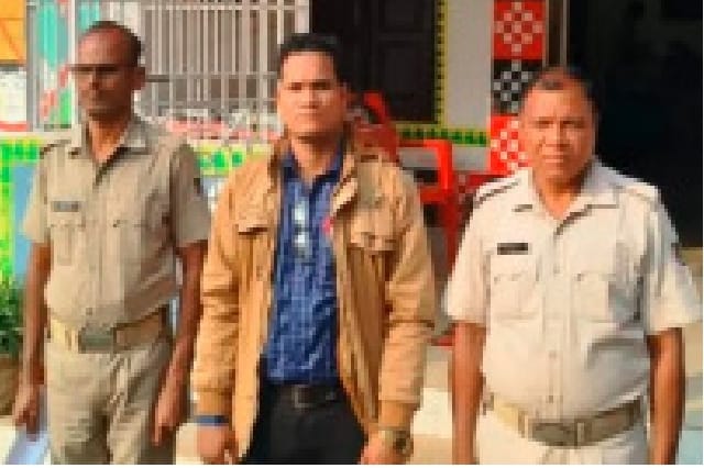 ଅର୍ଥ ତୋଷାରପାତ ଅଭିଯୋଗରେ ପଞ୍ଚାୟତ ଅଧିକାରୀ ନିଲମ୍ବିତ।