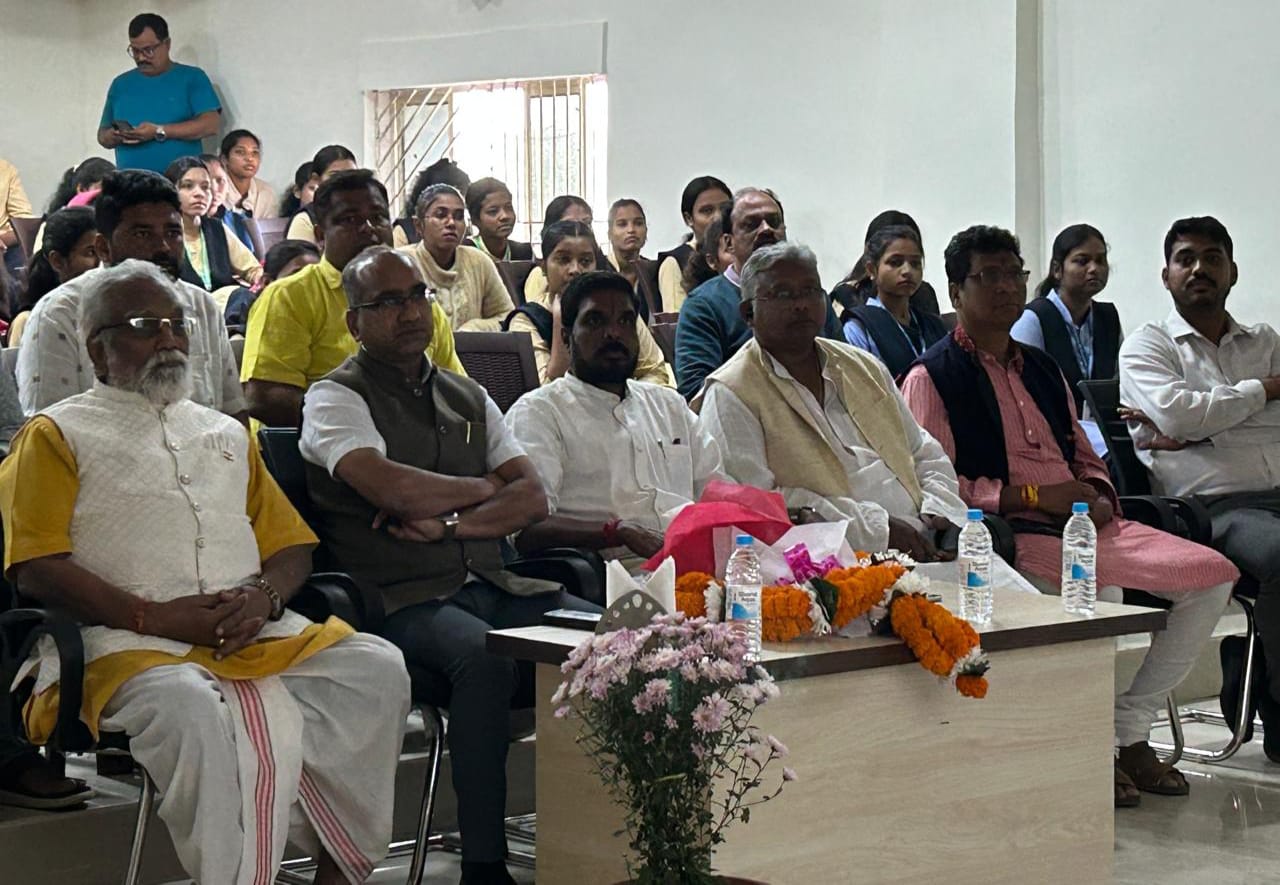 ମିଟ୍ସ ଠାରେ ମନ୍ କୀ ବାତ୍ କାର୍ଯ୍ୟକ୍ରମରେ ଯୋଗଦେଲେ ରାଜ୍ୟ ସଭା ସଦସ୍ୟ ସୁଜିତ କୁମାର