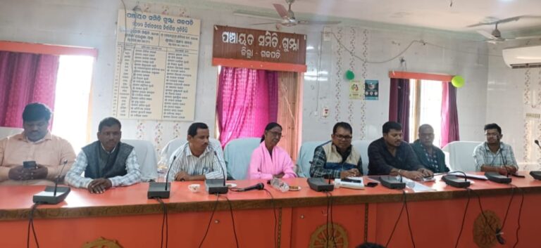 ଗୁମ୍ମା ବ୍ଲକରେ ଦେବଗିରି ଉତ୍ସବ ଆସନ୍ତା ୯ ଓ ୧୦ ତାରିଖ ଦୁଇ ଦିନ ଧରି ପାଳନ ପାଇଁ ପ୍ରସ୍ତୁତି ବୈଠକ ଅନୁଷ୍ଠିତ ।