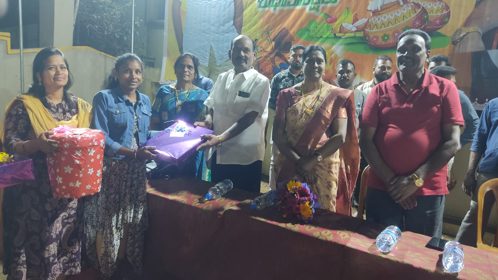 ରାଣୀଗୁଡା ଫାର୍ମ ଠାରେ ପୋଙ୍ଗଲ ଉପଲକ୍ଷେ ରଙ୍ଗୋଲି ଓ ମ୍ୟୁଜିକାଲ ଚୌକି ପ୍ରତିଯୋଗିତା ଅନୁଷ୍ଠିତ