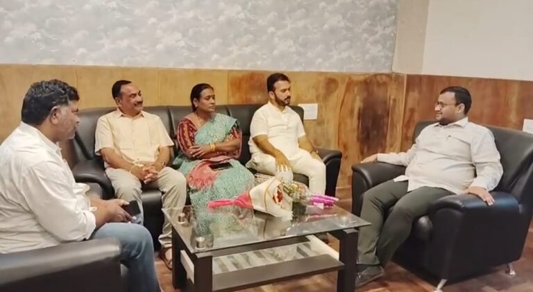 ବିଧାୟକ ରୁପେଶ ପାଣିଗ୍ରାହି ନୂତନ ଜିଲ୍ଲାପାଳ ଅକ୍ଷୟ ସୁନୀଲ ଅଗ୍ରୱାଲ’ଙ୍କୁ ଭେଟି ବିଭିନ୍ନ ଉନ୍ନୟନ ମୁଳକ କାର୍ଯ୍ୟ ନେଇ ଆଲୋଚନା ।