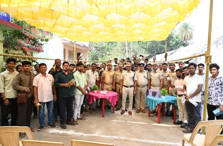 ବ୍ରହ୍ମପୁର ସାଇବର ଥାନା ପକ୍ଷରୁ ୭୧ ଚୋରି ମୋବାଇଲ ଫୋନ ଉଦ୍ଧାର ଓ ପ୍ରକୃତ ମାଲିକ ଙ୍କୁ ଫେରସ୍ତ