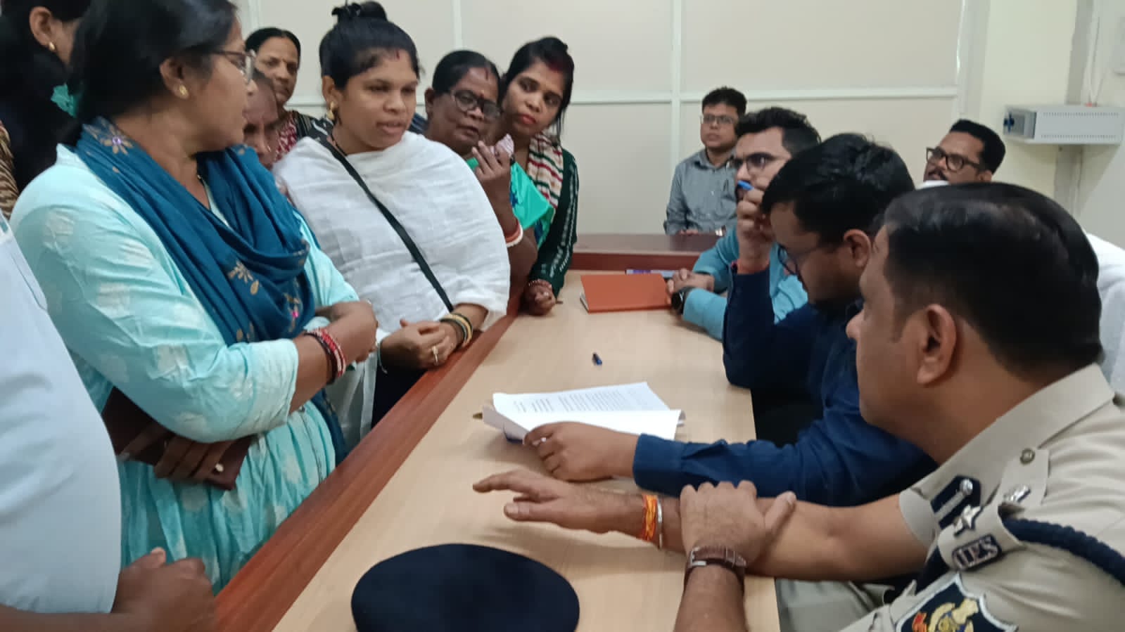 ଜିଲ୍ଲାପାଳଙ୍କ  ମିଳିତ  ଜନ ଅଭିଯୋଗ ଶୁଣାଣୀ ଅନୁଷ୍ଠିତ।