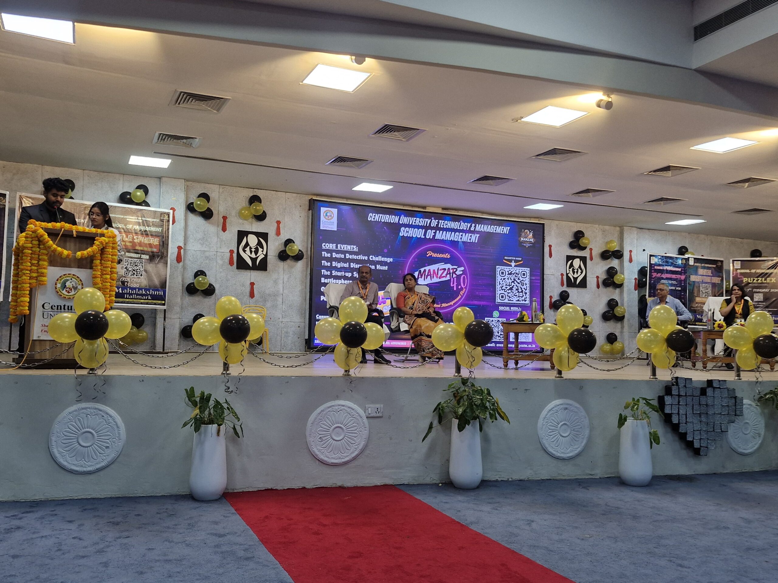 ସେଞ୍ଚୁରିଆନ୍ ବିଶ୍ୱବିଦ୍ୟାଳୟରେ ‘ମଞ୍ଜର୍ ୪.୦’ ଉଦଘାଟିତ : ବିଭିନ୍ନ କମ୍ପାନୀଙ୍କ ଦ୍ୱାରା ଶିଳ୍ପ ଅନ୍ତର୍ଦୃଷ୍ଟି ପ୍ରଦାନ ।