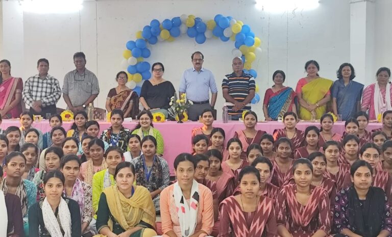 ବେତଗୁଡ଼ା ସ୍ଥିତ ସରକାରୀ ମହିଳା ସ୍ବାସ୍ଥ୍ୟ କର୍ମୀ ତାଲିମ କେନ୍ଦ୍ର ଠାରେ କ୍ୟାନ୍ସର ସଚେତନତା କାର୍ଯ୍ୟକ୍ରମ ଅନୁଷ୍ଠିତ ।