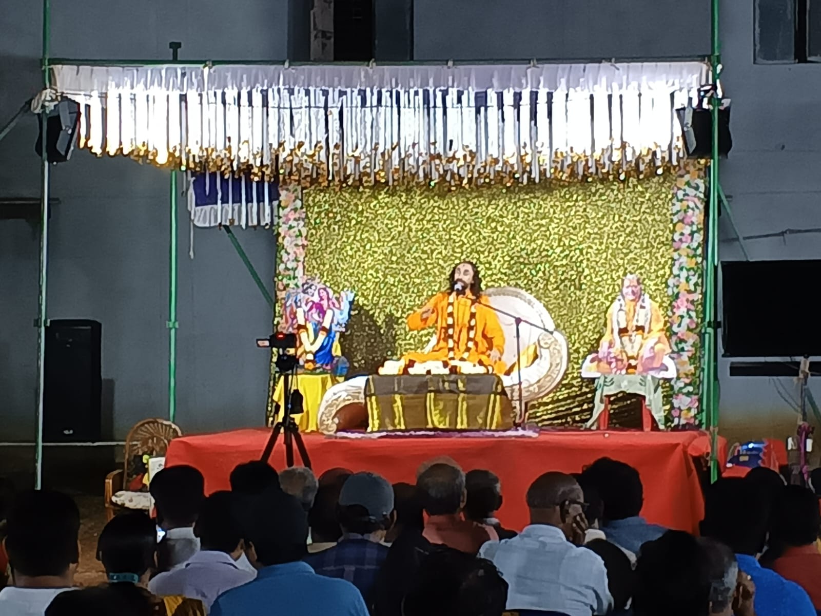 ପାରଳାଖେମୁଣ୍ଡିରେ ସ୍ୱାମୀ ମୁକୁନ୍ଦାନନ୍ଦଙ୍କ ‘ଜୀବନ ପରିବର୍ତ୍ତନ’ କାର୍ଯ୍ୟକ୍ରମ