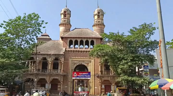 ପ୍ରସ୍ତାବରେ ଅଟକିଛି ,ଜାତୀୟ ସ୍ମାରକୀ ମାନ୍ୟତା ।