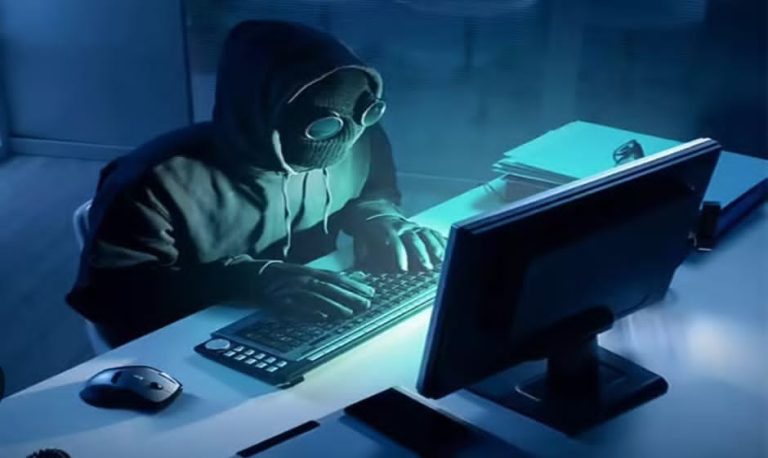 ସହାୟତା ଆଳରେ ଠକେଇ….. ଗଜପତିରେ ଗର୍ଭବତୀଙ୍କ ଆକାଉଣ୍ଟ୍‌ରୁ ଟଙ୍କା ଠକି ନେଲେ ସାଇବର୍ ଠକ ।