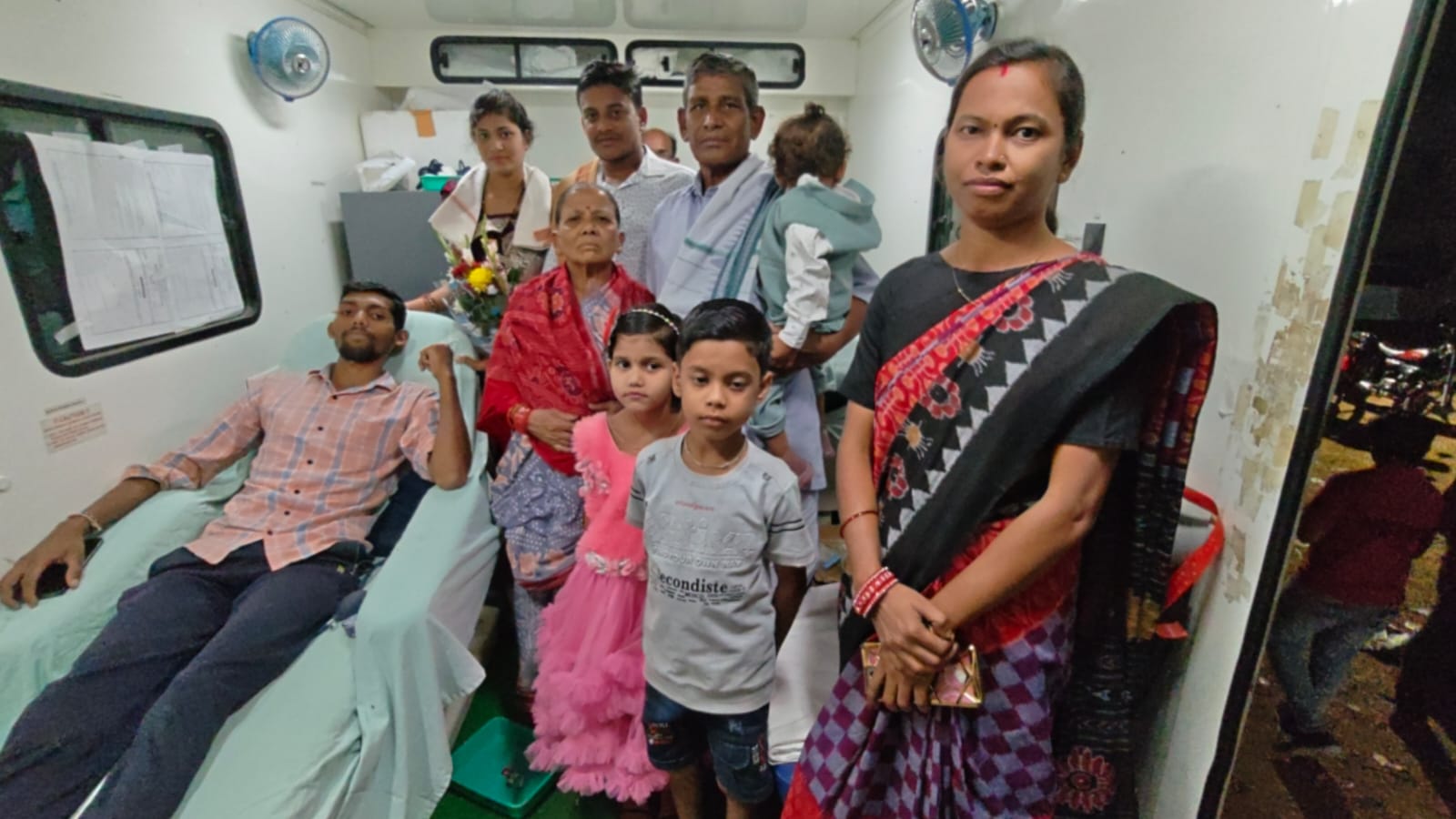 ବିବାହ ବାର୍ଷିକୀରେ ନିଷ୍ଠା ର ରକ୍ତ ଦାନ ଶିବିର ୩୫ୟୁନିଟ ରକ୍ତ ସଂଗୃହୀତ