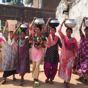 ପାଣି ପାଇଁ ଡହଳବିକଳ ପାହାଡ଼ିଆ ଅଞ୍ଚଳ ବାସିନ୍ଦା, ଗ୍ରୀଷ୍ମଋତୁ ଆରମ୍ଭରୁ ତରଳା ଗ୍ରାମରେ ପାନୀୟଜଳ ସଙ୍କଟ