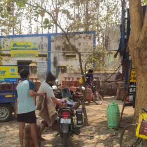 ରନ୍ଧନ ଗ୍ୟାସ୍ ସମସ୍ୟା, ମଧ୍ୟାହ୍ନ ଭୋଜନ ପ୍ରଭାବିତ ଆଶଙ୍କା ବନ୍ଦ ହେଲାଣି ହୋଟେଲ ଓ ରେସ୍ତୋରାଁ।