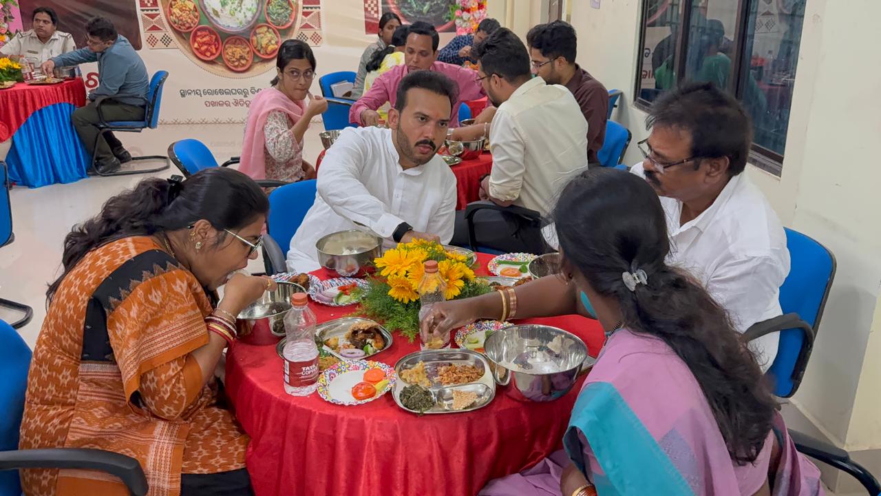 ସୁସ୍ଥ ଜୀବନଶୈଳୀ ପାଇଁ ପଖାଳ ଗୁରୁତ୍ବପୂର୍ଣ’ ।