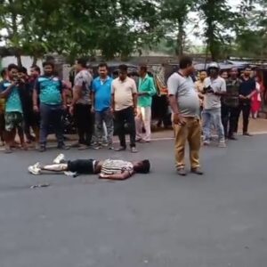 ବସ୍ ଧକ୍କାରେ ଯୁବକ ଗୁରୁତର