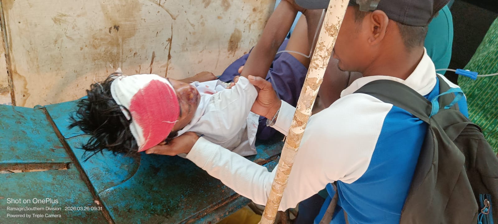 ସାଇକେଲରେ ବିଦ୍ୟାଳୟ ଯାଉଥିଲେ ଦୁଇ ଛାତ୍ର, ପାଚେରିରେ ପିଟି ହୋଇ…