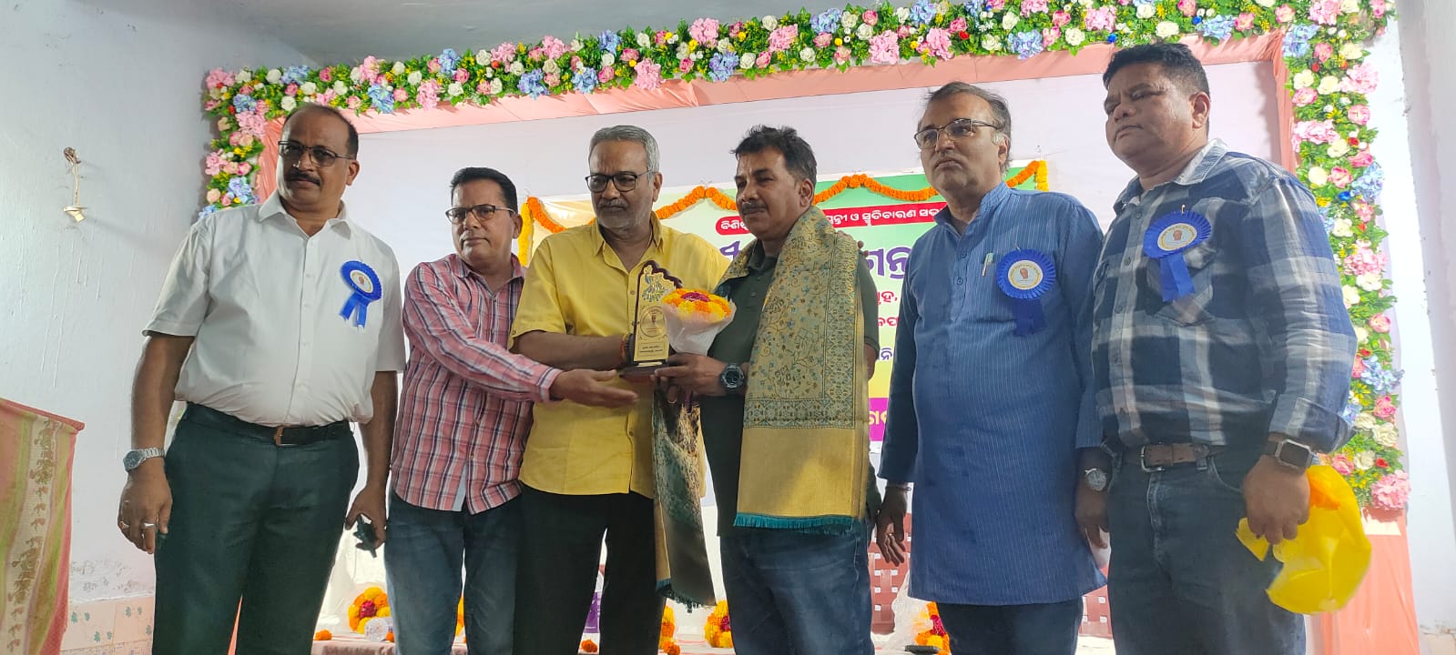 ଉତ୍କଳ ସାମ୍ବାଦିକ ସଂଘ ପକ୍ଷରୁନବୀନା ନନ୍ଦ ଗନ୍ତାୟତଙ୍କ ୮୭ ତମ ଜୟନ୍ତୀ ଉପଲକ୍ଷେ ସ୍ମୃତିଚାରଣ ସଭା ।