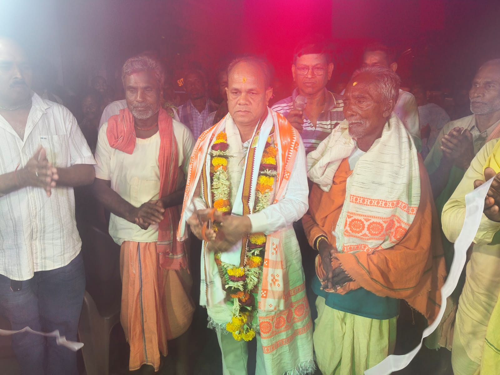 ଗଜପତି ଜିଲ୍ଲା ସ୍ୱତନ୍ତ୍ର ଉନ୍ନୟନ ପରିଷଦର ଅଧ୍ୟକ୍ଷ କାମଦେବଙ୍କୁ ନିଜ ଜନ୍ମମାଟିରେ କଲେ ସମ୍ବର୍ଦ୍ଧିତ ।