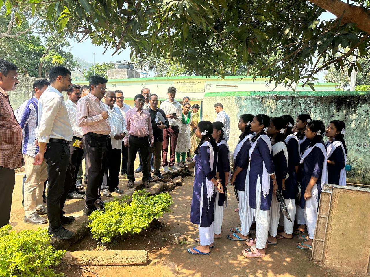 ରାୟଗଡ ଜ଼ିଲ୍ଲା ନୋଡାଲ ଅଧିକାରୀ ବିଦ୍ୟାଳୟ ଓ ଗଣ ଶିକ୍ଷା ସଚିବ ରାୟଗଡ ଜ଼ିଲ୍ଲା ଗସ୍ତ କରି ଫେରିଲେ