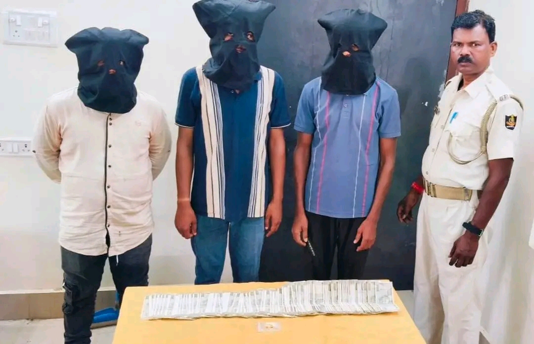 କଟକ ଜଗତପୁର ଥାନା ପୋଲିସ ୩ଜଣ ଡକାୟତକୁ ଗିରଫ