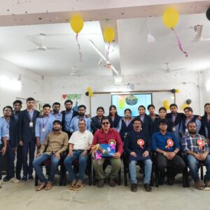 ସ୍ମୃତିର ଆଇନାରେ ଆମ ମହାବିଦ୍ୟାଳୟ ର ଅଧ୍ୟକ୍ଷ ମହାନ୍ତି ସାର