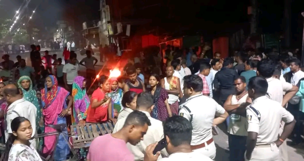 ମୃତ ଦେହକୁ ରଖି ରାସ୍ତାରୋକ