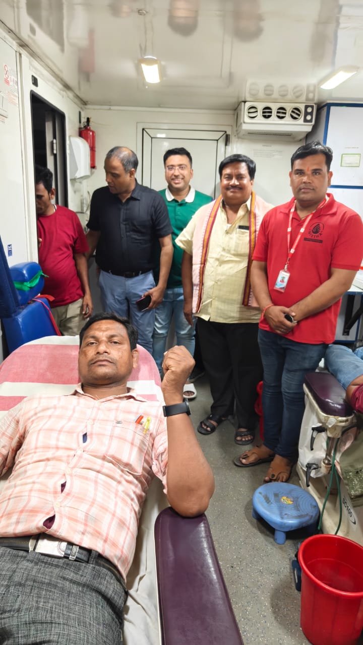 ମେ୦୧ ରୁ ମେ ୧୩ପର୍ଯ୍ୟନ୍ତ ହେବାକୁ ଥିବା ରକ୍ତ ଦାନ ଶିବିର ର ଏକାଦଶ ଦିନରେ ଦୁଇଟି ରକ୍ତ ଦାନ ଶିବିର ରୁ #୬୧ୟୁନିଟ ରକ୍ତ ସଂଗୃହୀତ...