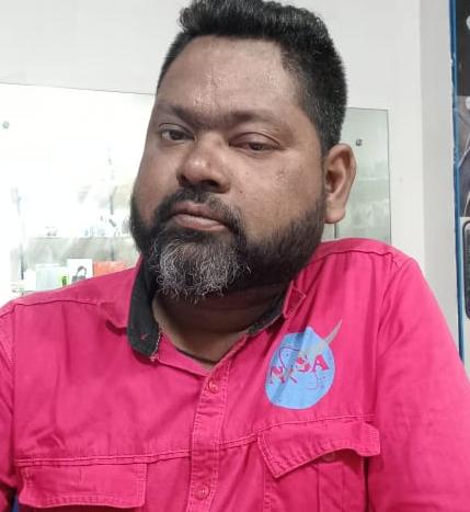ଗଜପତିରେ ପୁଣି ଦାଦନ ଯନ୍ତ୍ରଣା….. ପ୍ରଶାସନର ସହାୟତା ମିଳିଲାନି, ଲୋକେ ଚାନ୍ଦା କରି ହାଇଦ୍ରାବାଦରୁ ଆଣିଲେ ଶବ ।