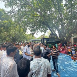 କଳମଛୁଇଁ ଗ୍ରାମବାସୀଙ୍କ ନ୍ୟାୟୋଚିତ ଦାବିକୁ ନେଇ ଗଣଧାରଣା, ବିଧାୟକଙ୍କ ସମର୍ଥନ