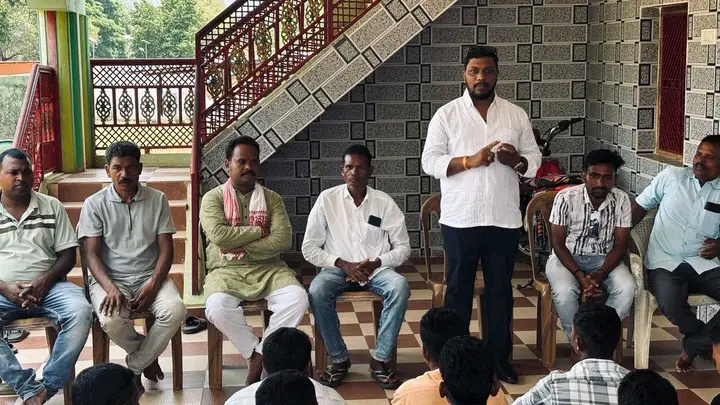 ରାୟଗଡା ବିଧାନସଭା ନିର୍ବାଚନ ମଣ୍ଡଳୀ ଅନ୍ତର୍ଗତ କୁମ୍ବିକୋଟା ମଣ୍ଡଳର କୁମ୍ବିକୋଟା ଠାରେ ବିଜେପି ର ବୈଠକ