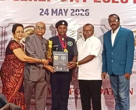 ସମାଜସେବା ପାଇଁ ଗଜପତିର ଶିକ୍ଷକ କିଶୋର ଦାସଙ୍କୁ ପୁନେରେ ସମ୍ମାନୀତ ହେଲେ ।