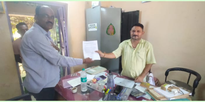 ସଂକ୍ରିଡା ର ଉଦୟ ପୁରୋହିତ କଂ ଗତ ରବିରୁତୁ ର ଟୋକନ ଠାରୁ ବର୍ତ୍ତମାନ ରବିରୁତୁ ଟୋକନ ରେ କୁଇଣ୍ଟାଲ ୫୭,୯୮ କେଜି କମ୍ ଆସିଥିବାରୁ ଚାଷୀ ହତାସ।