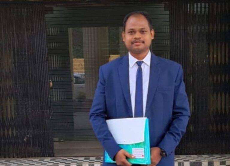 ନୂଆଗଡ ବ୍ଲକ ମୁରୁସିଂ ଗ୍ରାମର ସୁଦଶ କୁମାର ମଣ୍ଡଳ ଓଏଏସ୍ ପାଇଲେ ।